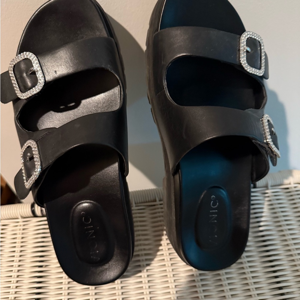 Vionic Black Sandals with Sparkling Buckles
